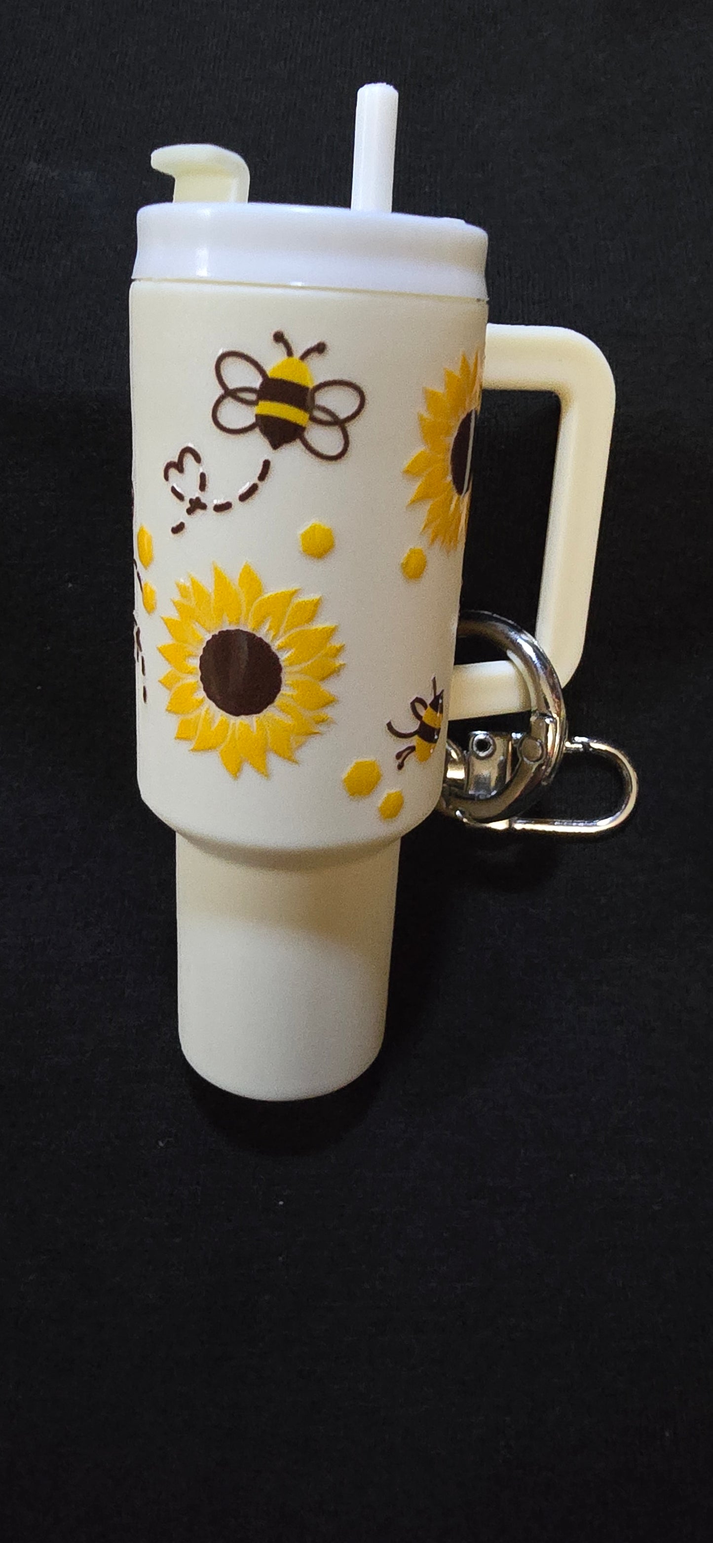 Cream sunflower/bee tumbler keychain