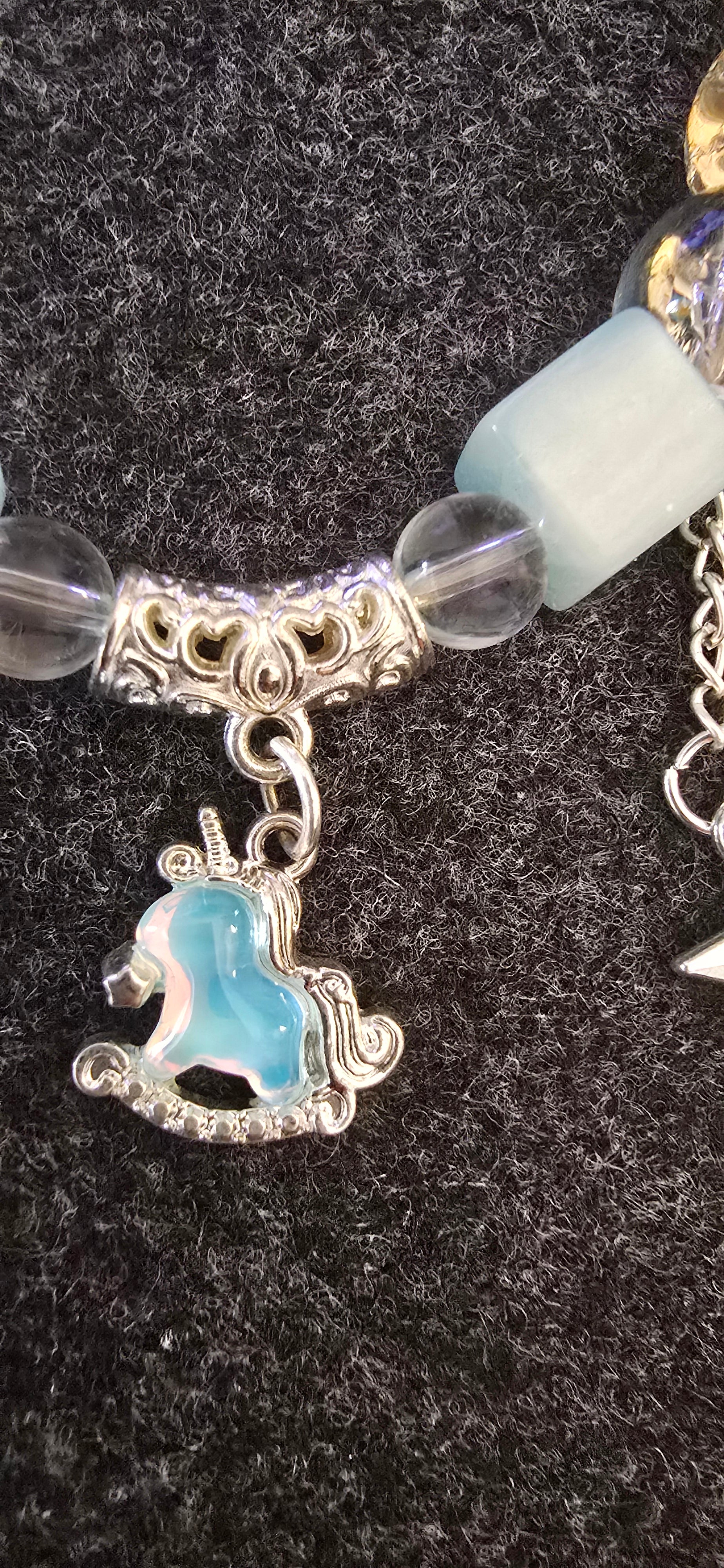 Unicorn,iridescent beads w/uv cubes