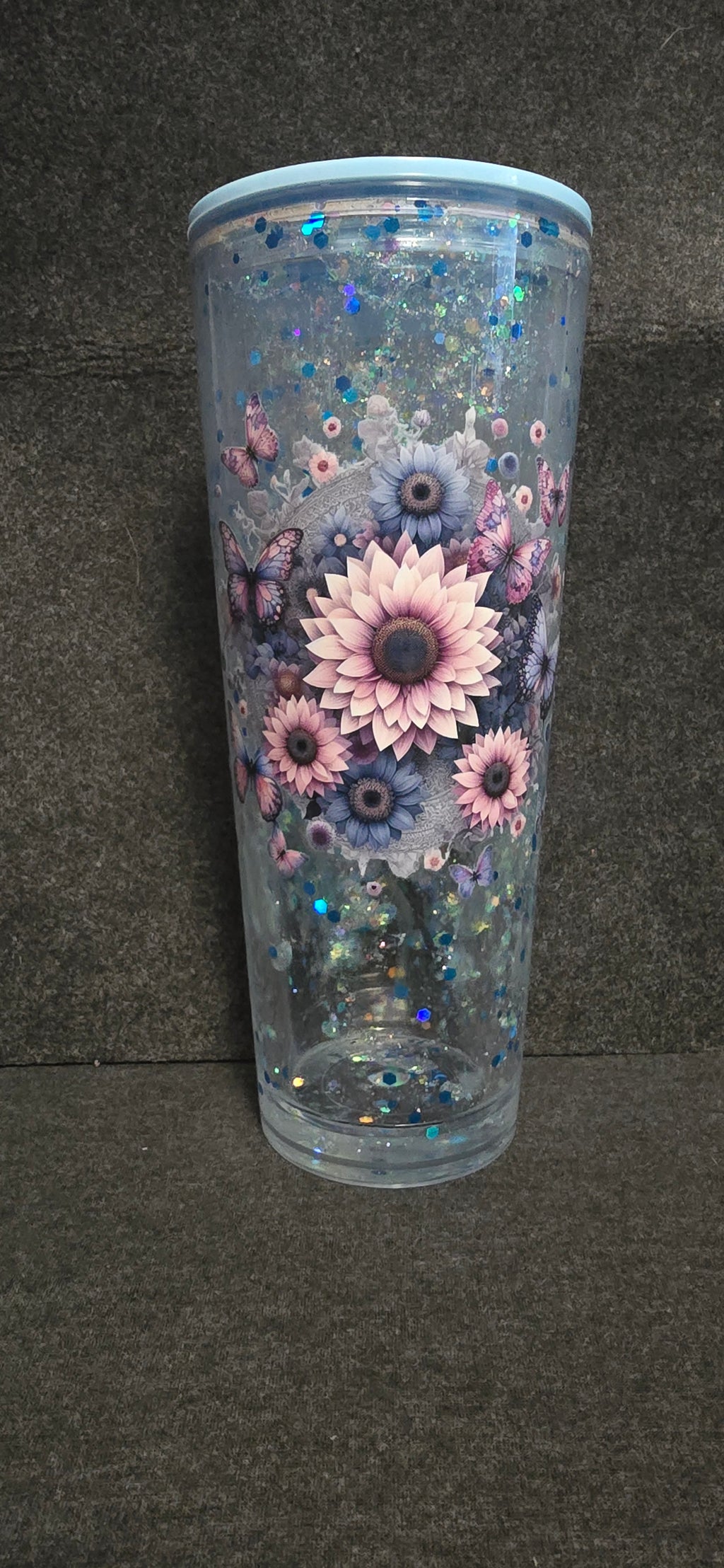 Daisy's acrylic 24oz sparkling lava tumbler